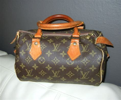 pre 1980's louis vuitton trifold purse|vintage Louis Vuitton luggage.